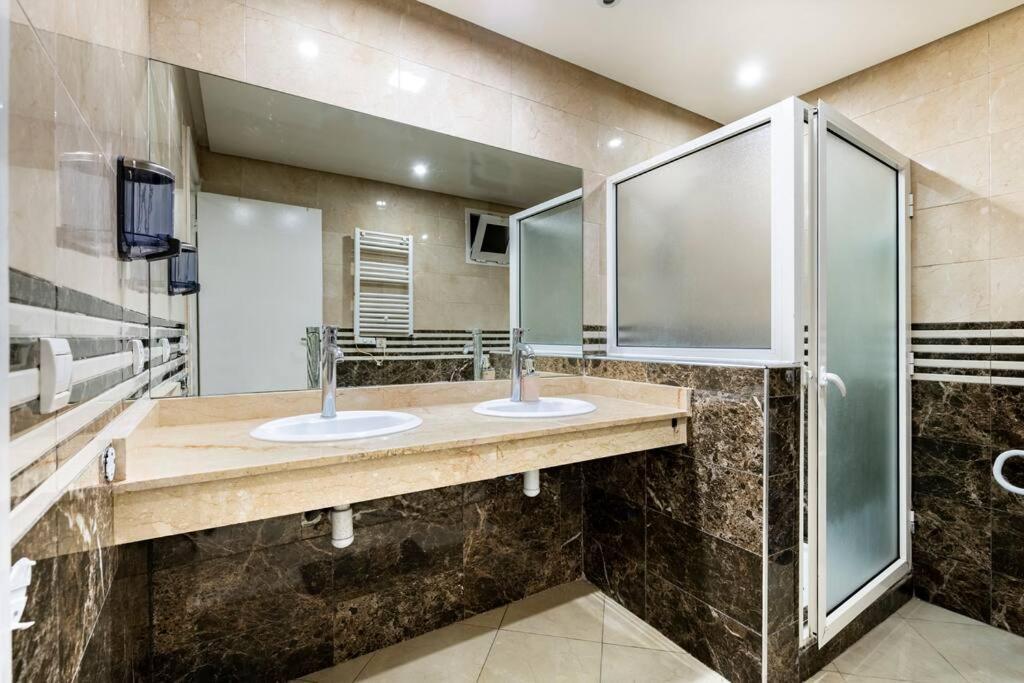 Tt Holidays Hassan Tower 3Bedrooms Рабат Екстериор снимка